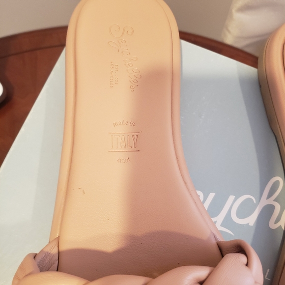 Seychelles slides - Picture 5 of 7